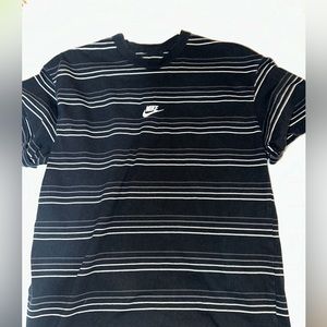 Men’s Nike Tee
